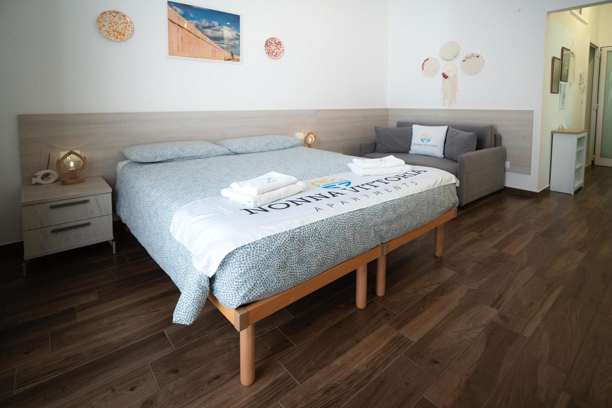 Nonna Vittoria Apartments Mola di Bari Bagian luar foto