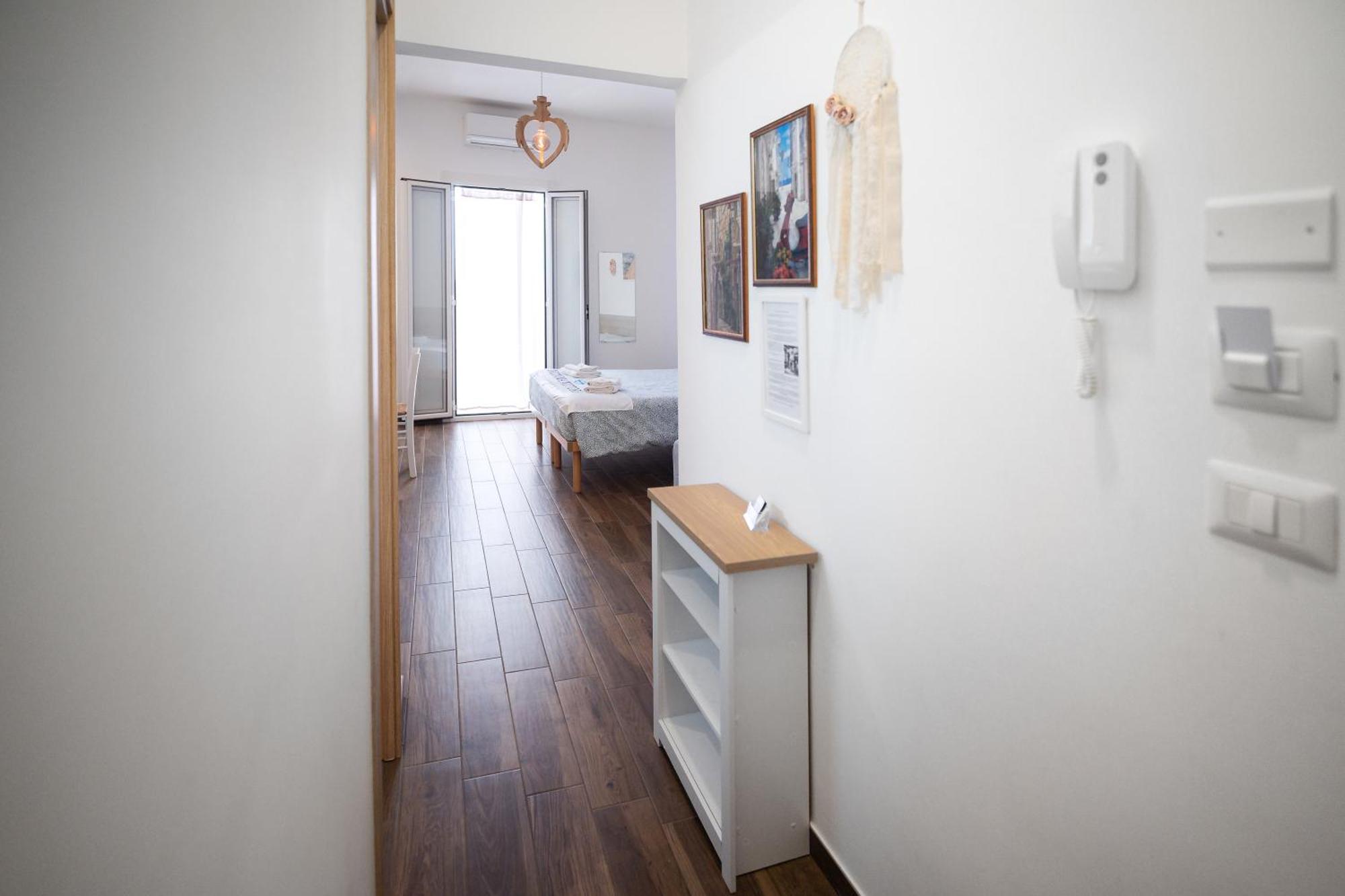 Nonna Vittoria Apartments Mola di Bari Bagian luar foto