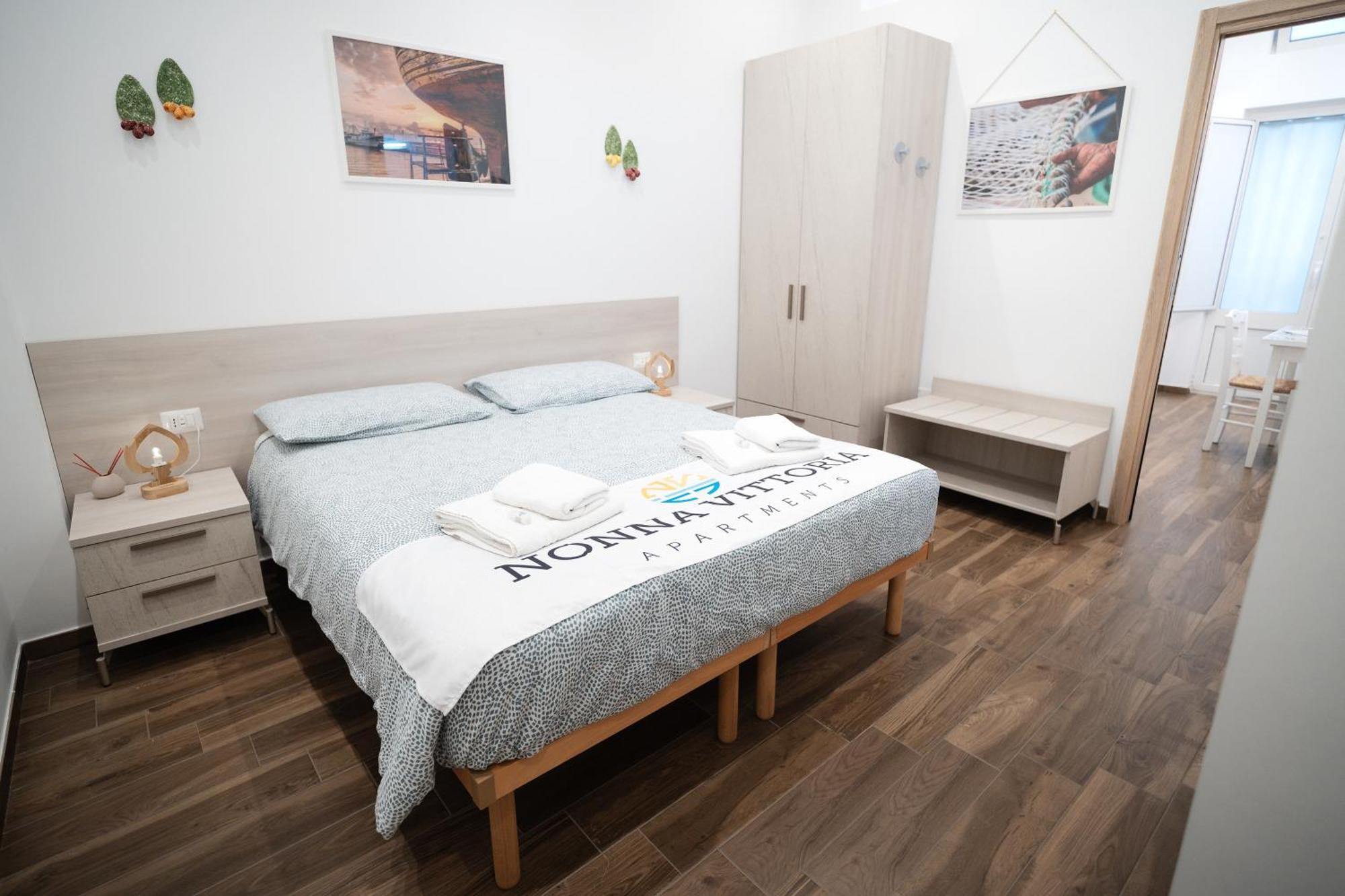 Nonna Vittoria Apartments Mola di Bari Bagian luar foto